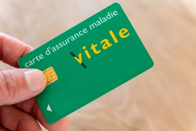 Carte-Vitale-©Pixavril-854×569